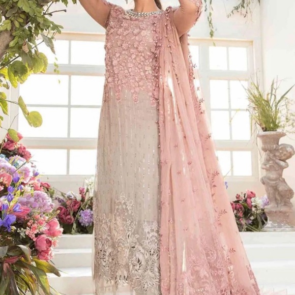 MARIA B- Embroidered (BD-2101) Ready For Pick-Up - Picture 4 of 5